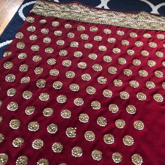 Gorgeous Wedding Saree - Picture 6 of 16